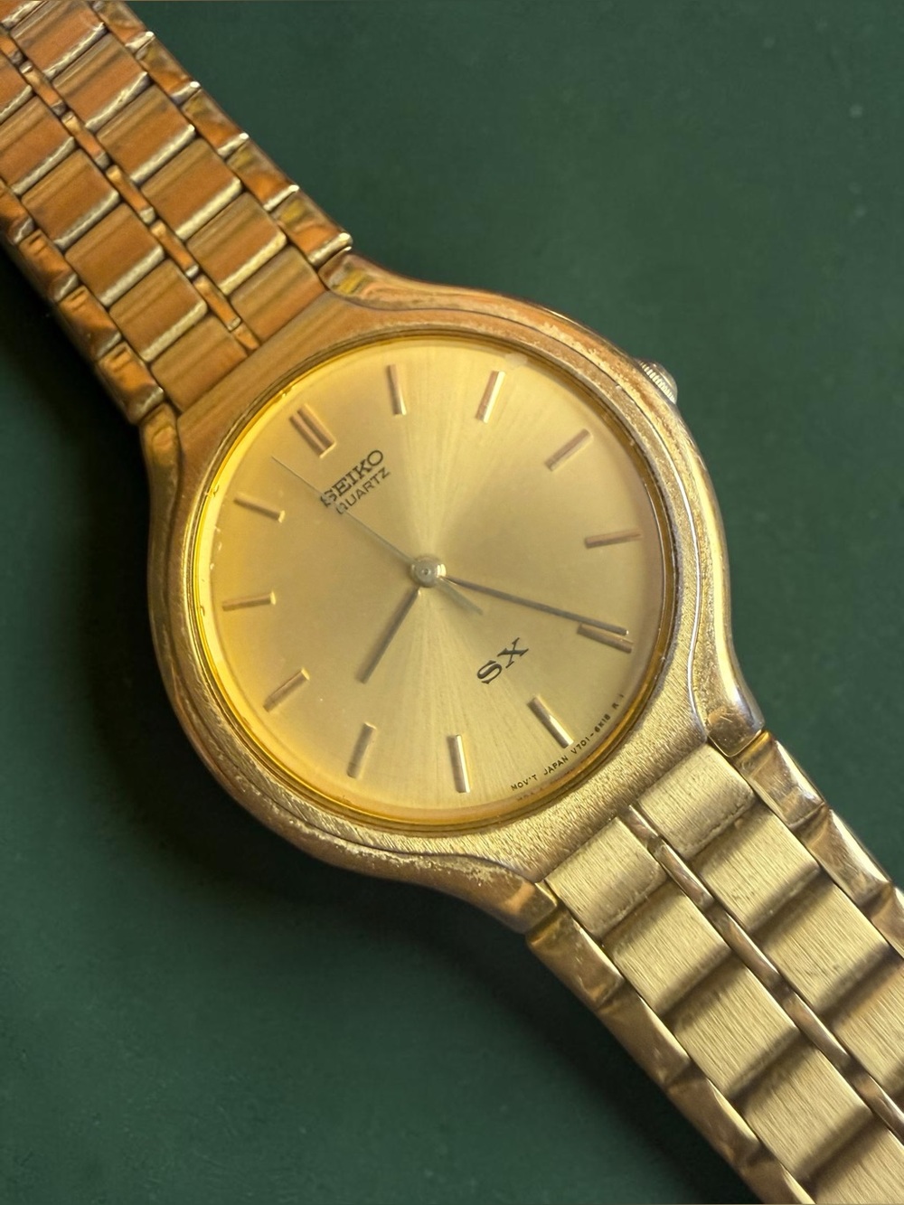 Vintage Seiko SX Quartz V701-6K00 Gold Tone Men’s Watch Japan Runs